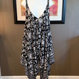 ANGIE Boho Black & White Print Handkerchief Romper Size Small